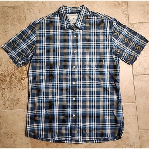 Quiksilver Regular Fit Plaid Short Sleeve Button Down Shirt - Picture 1 of 9